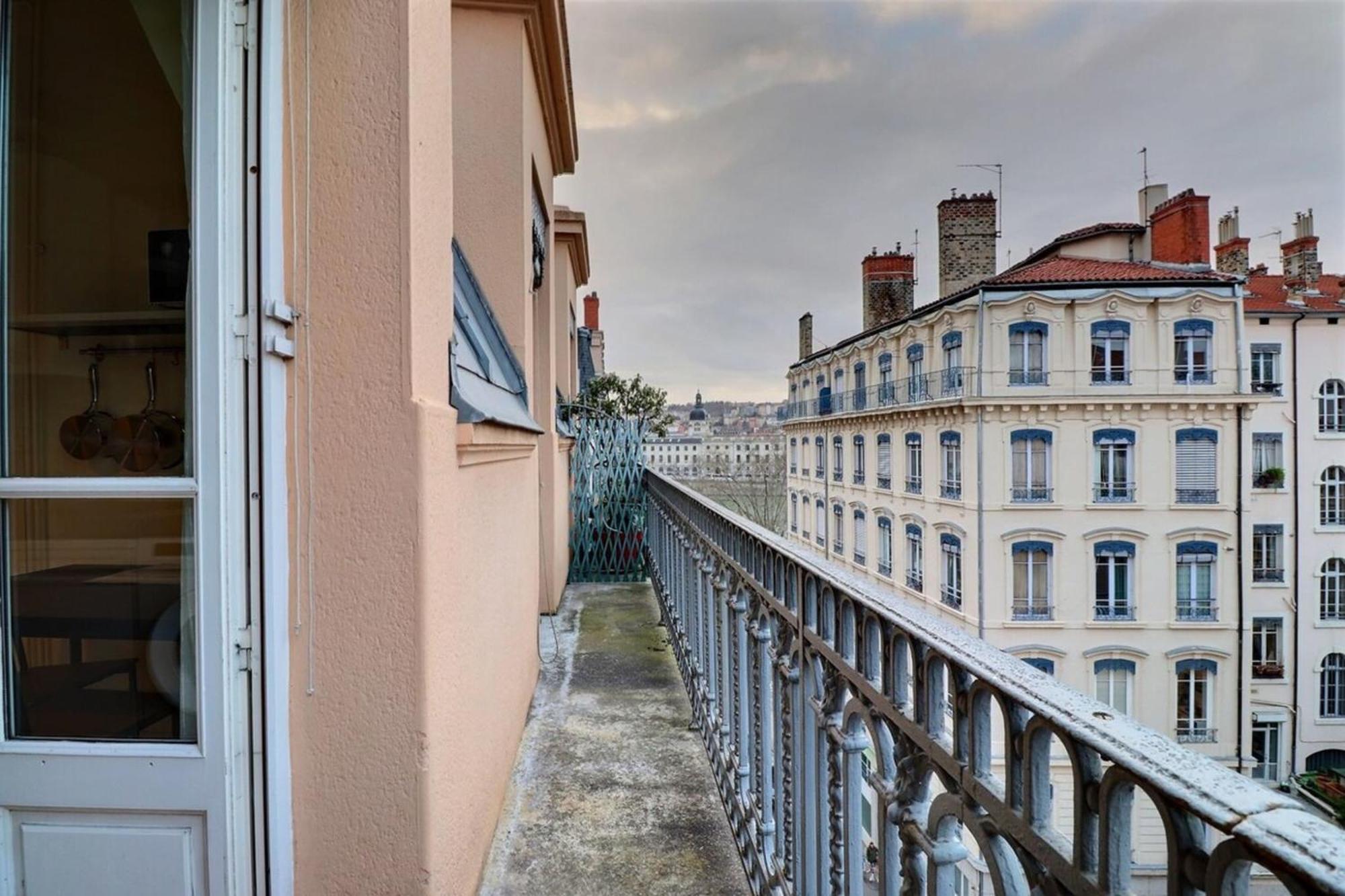 Chaponnay - Superb T2 Apartment - Lyon 3Rd Экстерьер фото